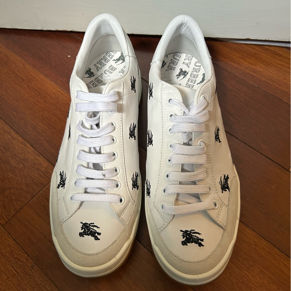 Burberry White and Black Men's Sneakers